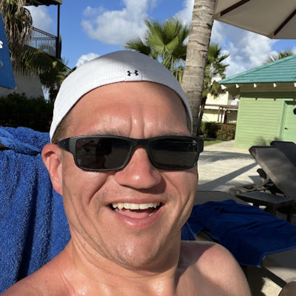 Meet your Posher, James